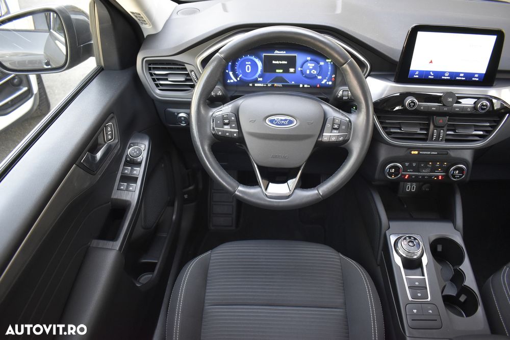 Ford Kuga - 9