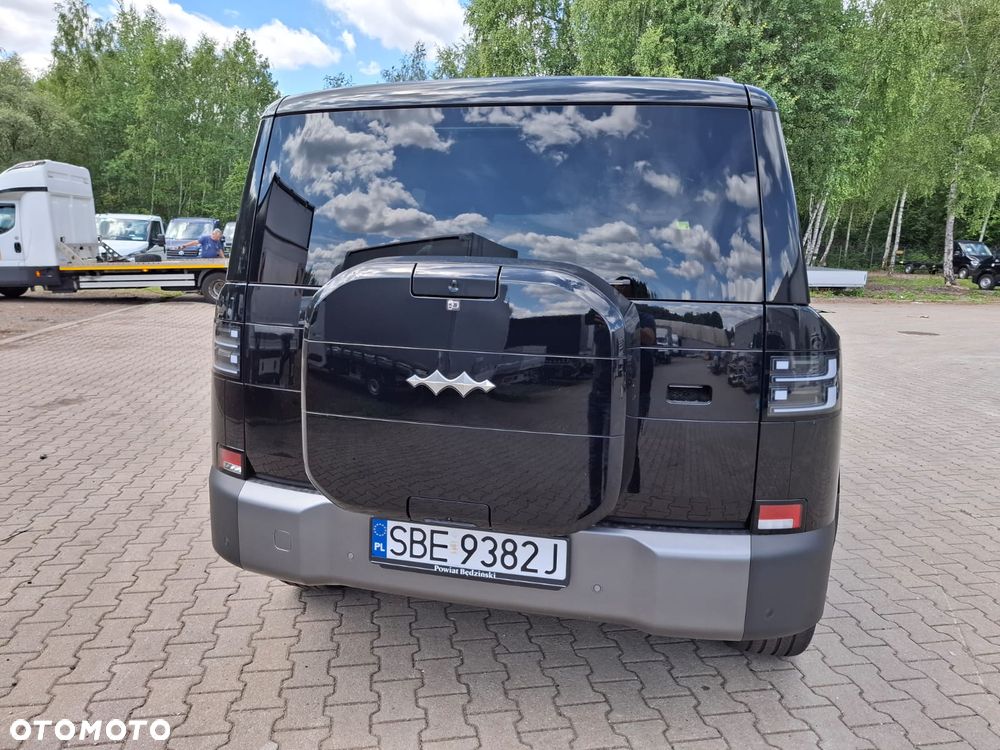 BYD Leopard 7 - 8