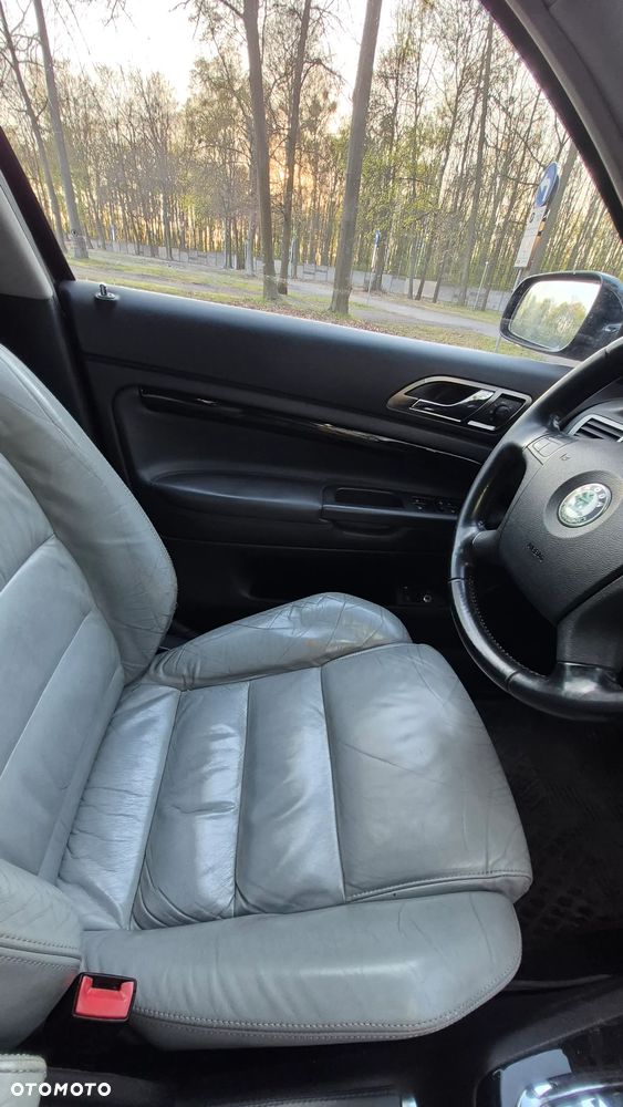 Skoda Superb 1.9 TDI Prestige Plus - 15