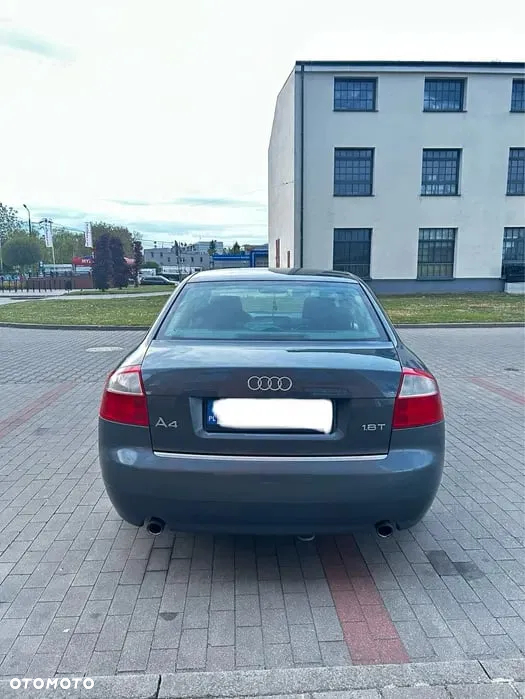 Audi A4 - 4