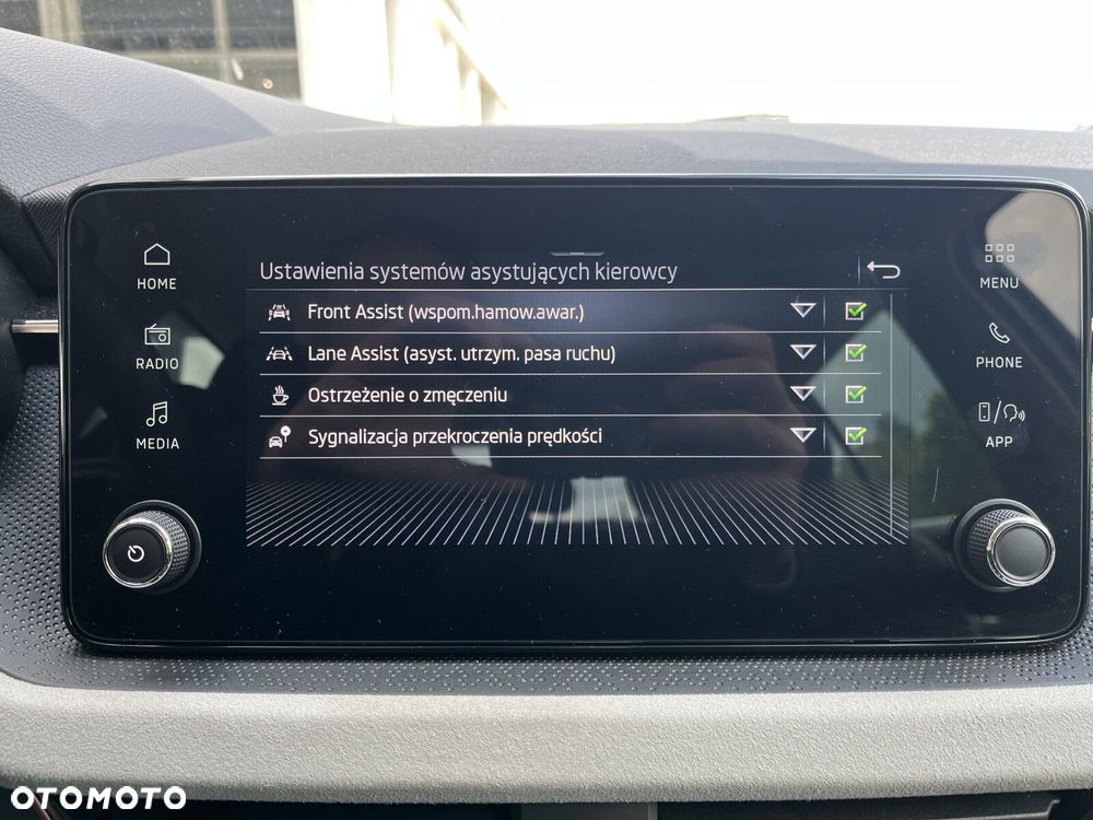 Skoda Kamiq 1.5 TSI Selection - 25