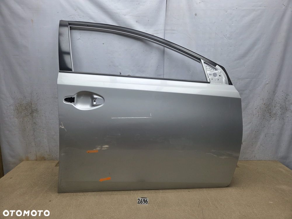 Toyota auris II 2 E18 12-18r DRZWI PRAWY PRAWE PRZÓD przednie - 1