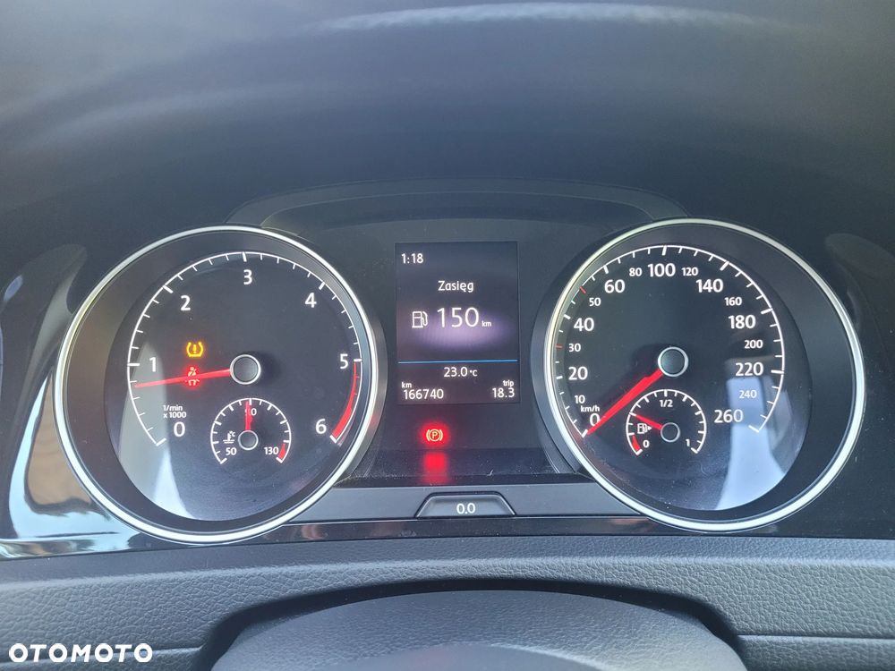 Volkswagen Golf 1.6 TDI BMT Highline - 9