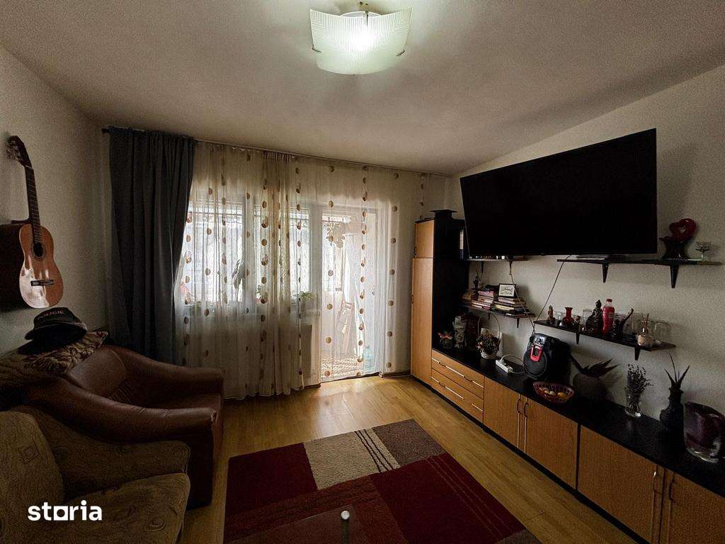 Apartament 2 camere Cartier Ostroveni zona Piata — fotografia 2