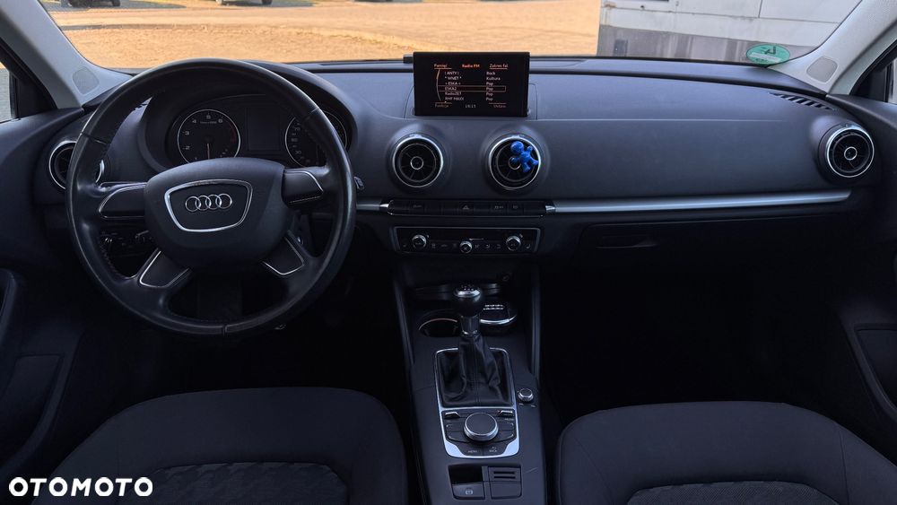 Audi A3 3-drzwiowe 1.4 TFSI Attraction - 21