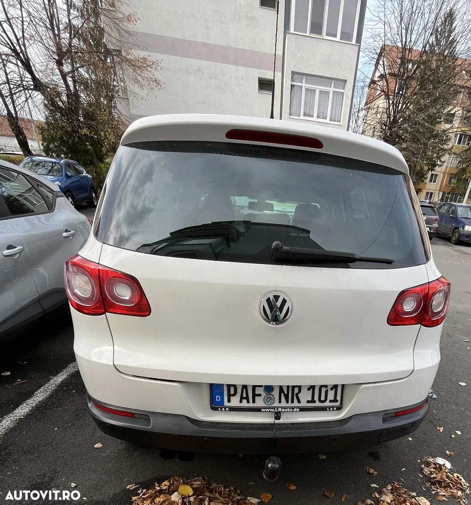 Volkswagen Tiguan - 3