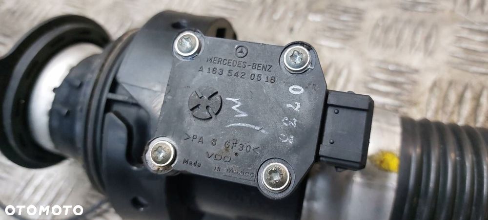KOREK WLEWU PALIWA + CZUJNIK MERCEDES-BENZ ML I W163 A1635420518 - 3