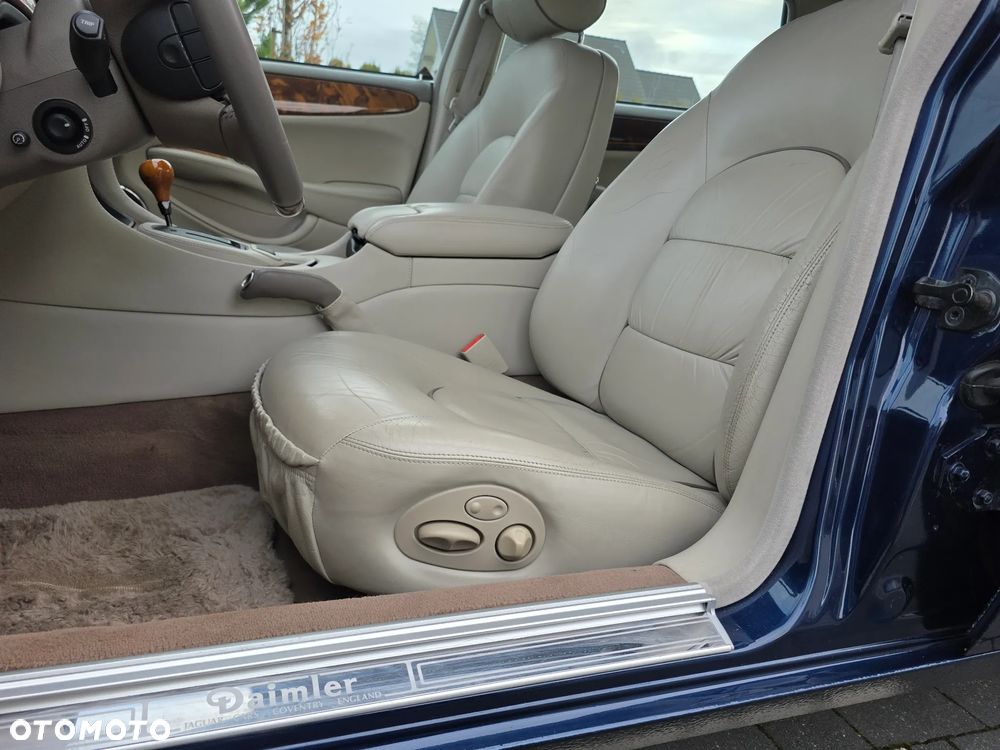 Jaguar Daimler 8 - 16