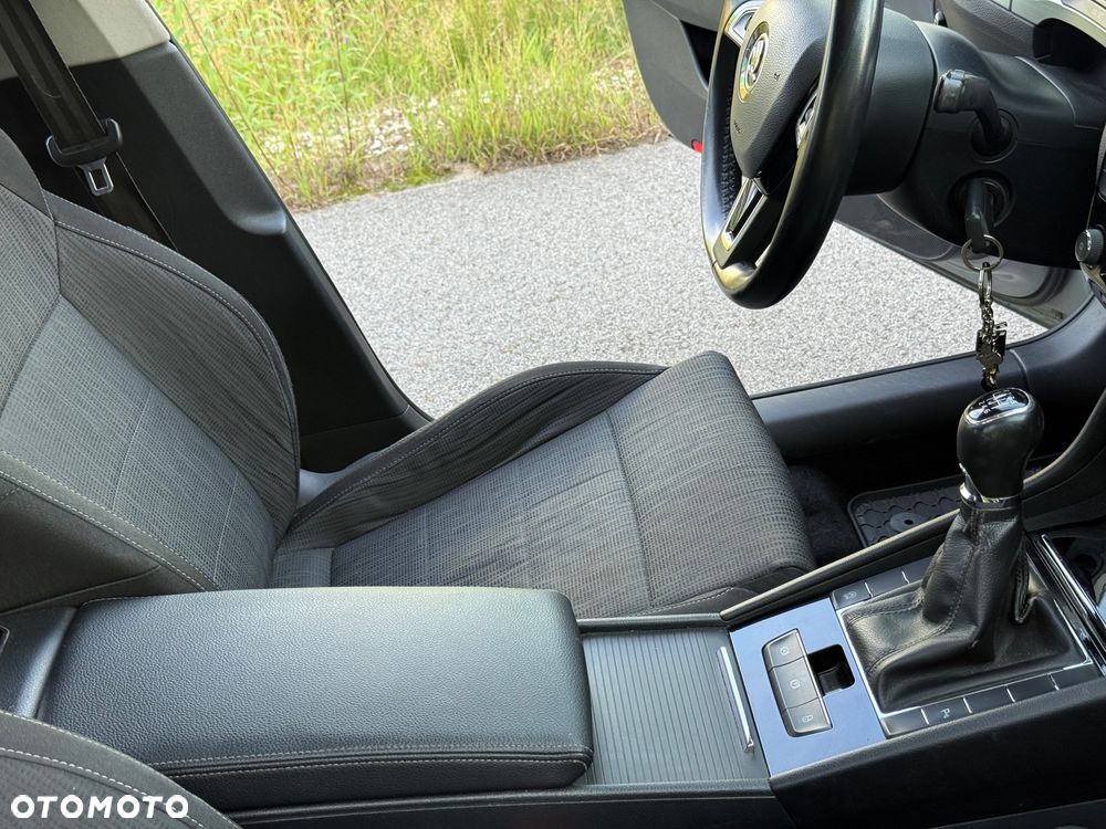Skoda Superb 1.6 TDI Ambition Greenline - 16