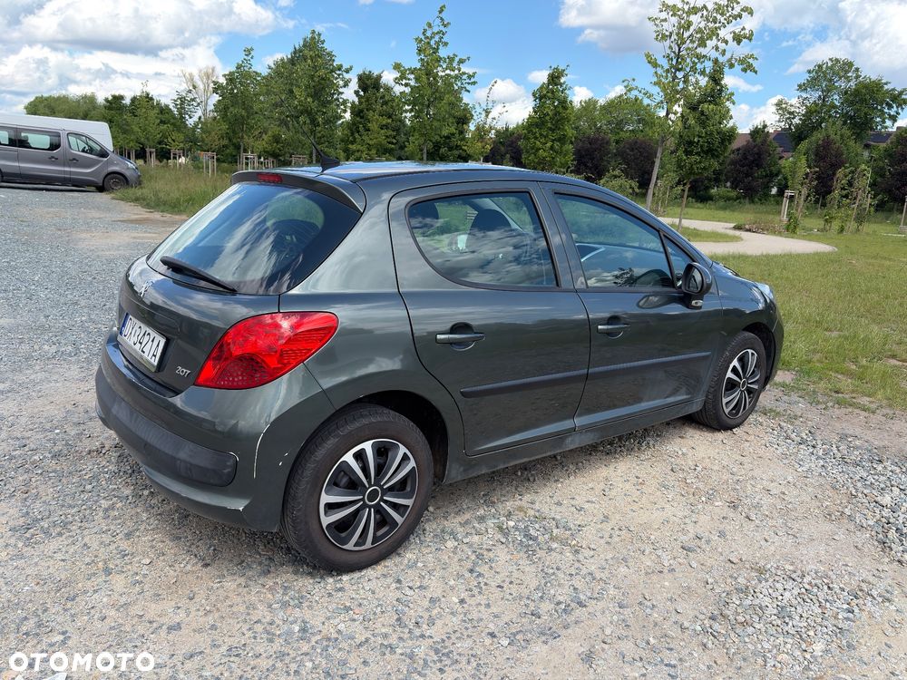 Peugeot 207 1.6 - 4