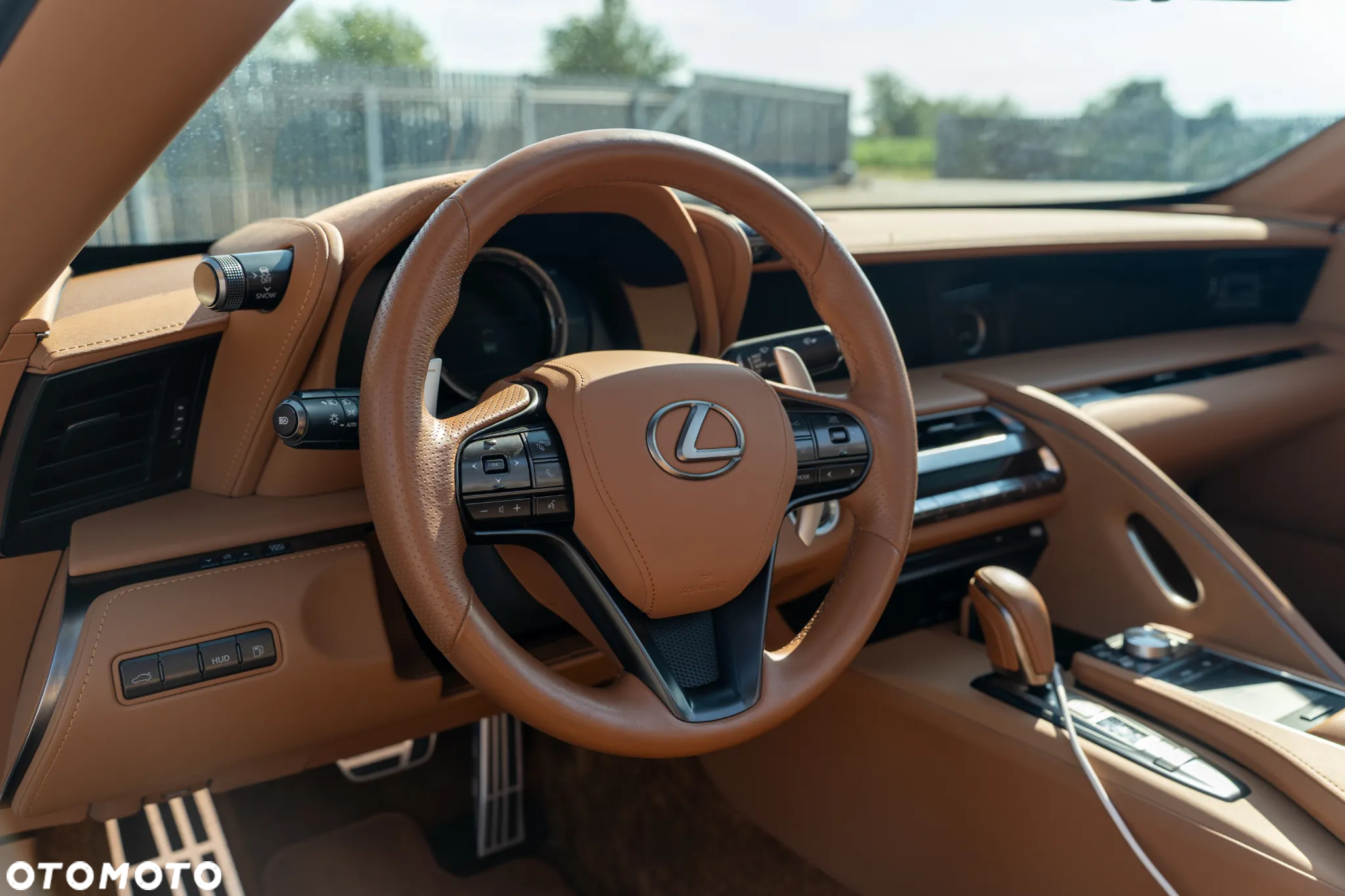Lexus LC 500 Superturismo - 15