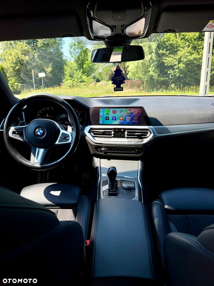 BMW Seria 3 330i M Sport sport - 12