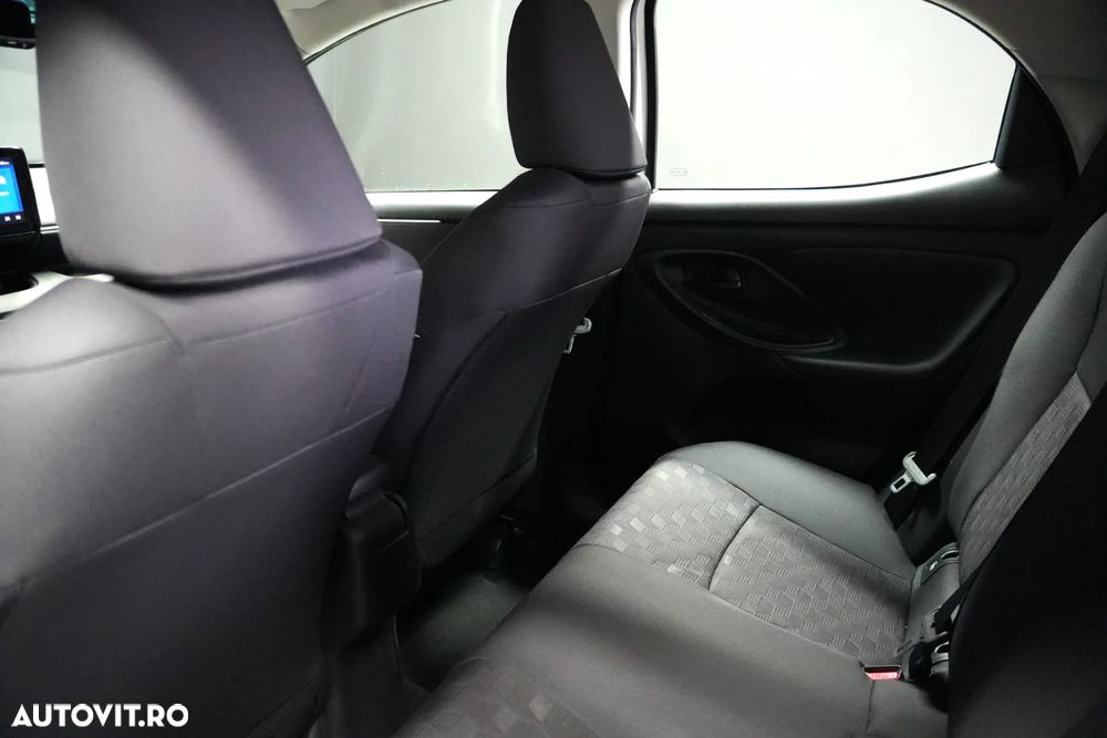 Toyota Yaris - 9