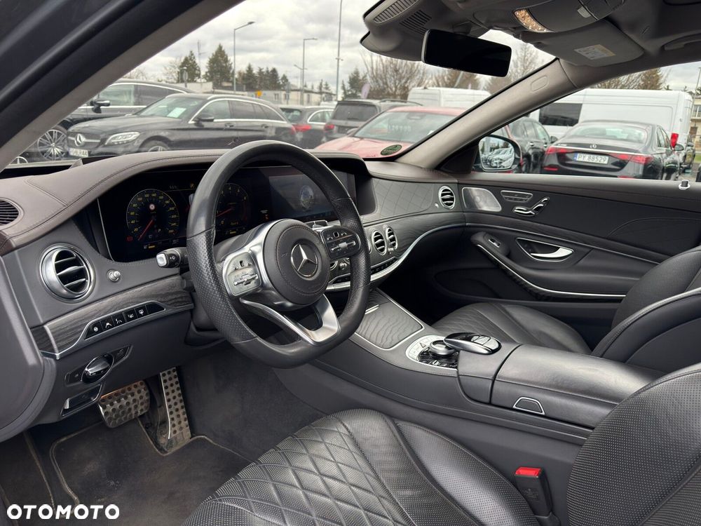 Mercedes-Benz Klasa S 560 4-Matic L 9G-TRONIC - 17