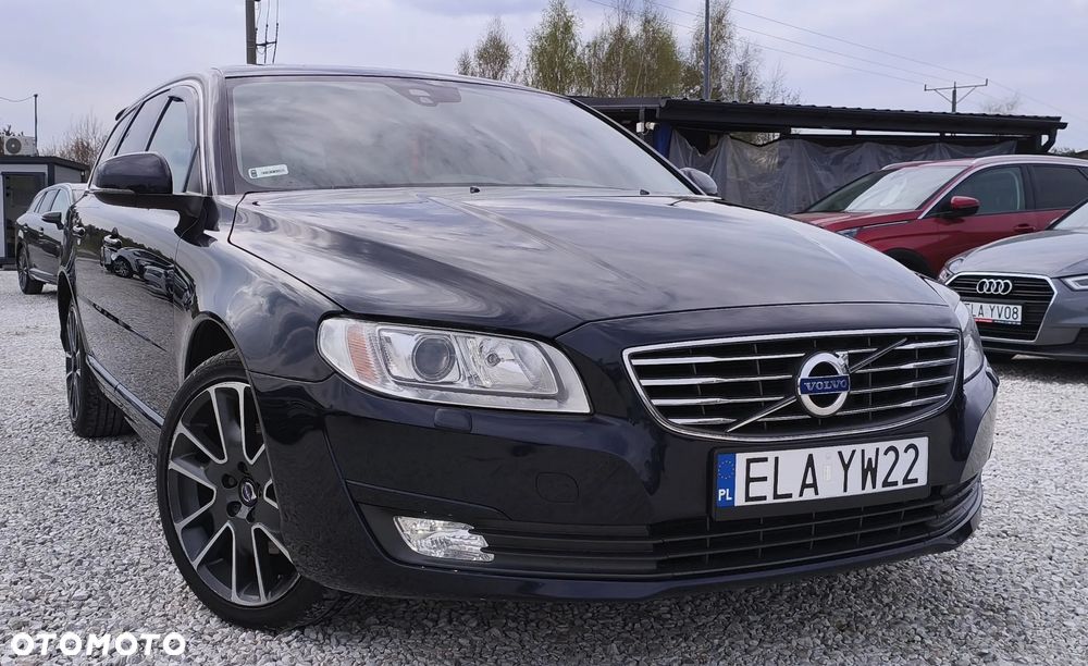 Volvo V70 D2 Momentum - 21
