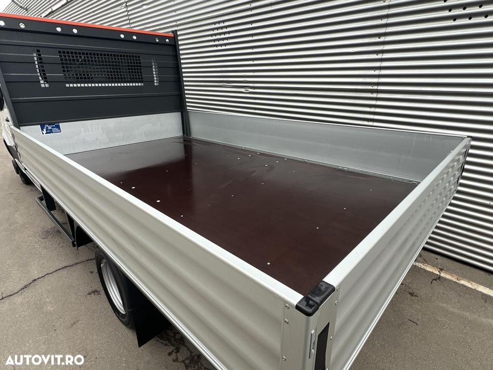 Mercedes-Benz Sprinter 517 - cabina dubla - roata dubla - detarata 3500 kg - 12