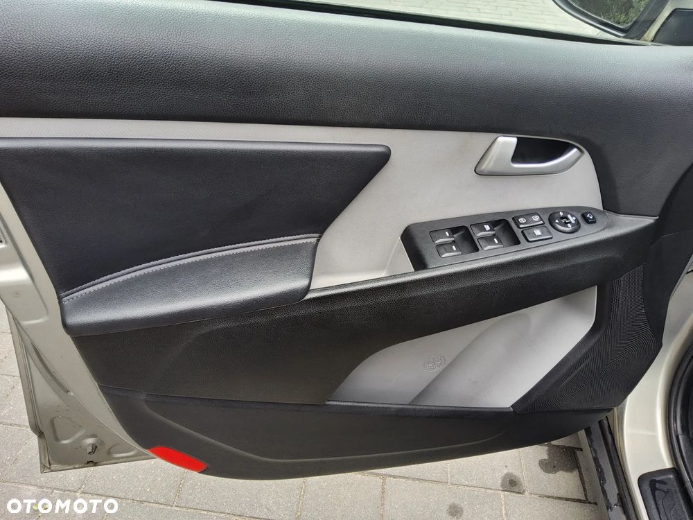 Kia Sportage 1.6 GDI S 2WD - 25