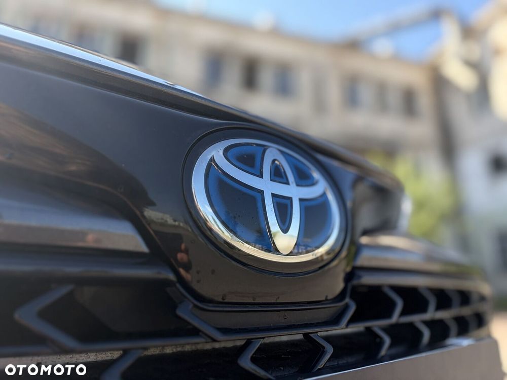 Toyota Corolla 1.8 Hybrid Comfort - 17