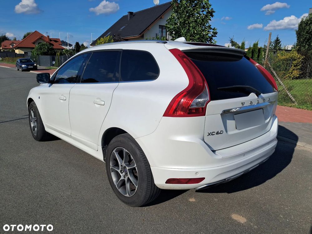 Volvo XC 60 D4 Drive-E Ocean Race - 2