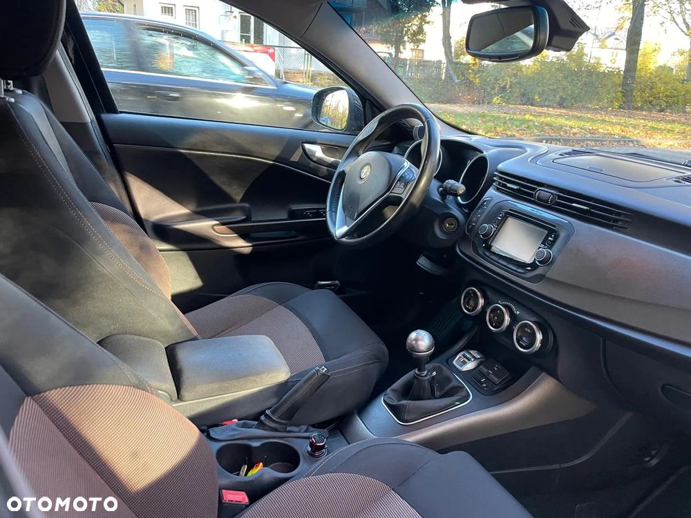 Alfa Romeo Giulietta 1.4 TB Distinctive - 4