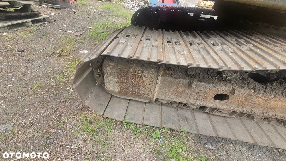 Volvo EC 240 BLC - 6