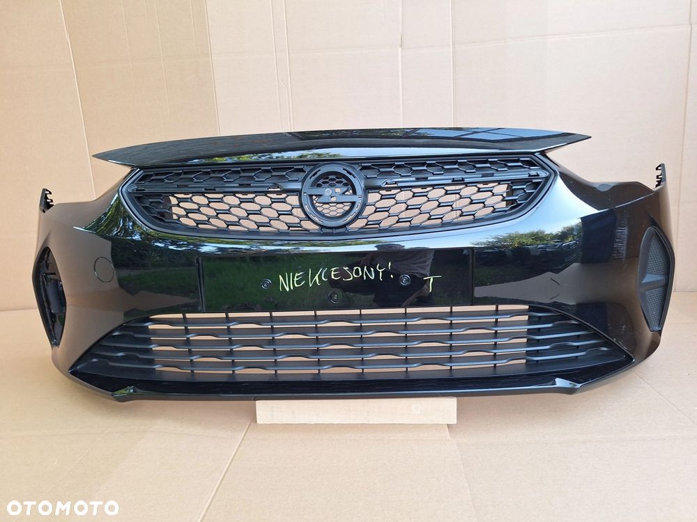 OPEL CORSA F 19-23 B.ŁADNY NIE KLEJONY! ZDERZAK PRZÓD PRZEDNI+GRILL+STELAŻ ORYG. GM 9830280980 WYSYŁKA KRAJ-EUROPA - 1