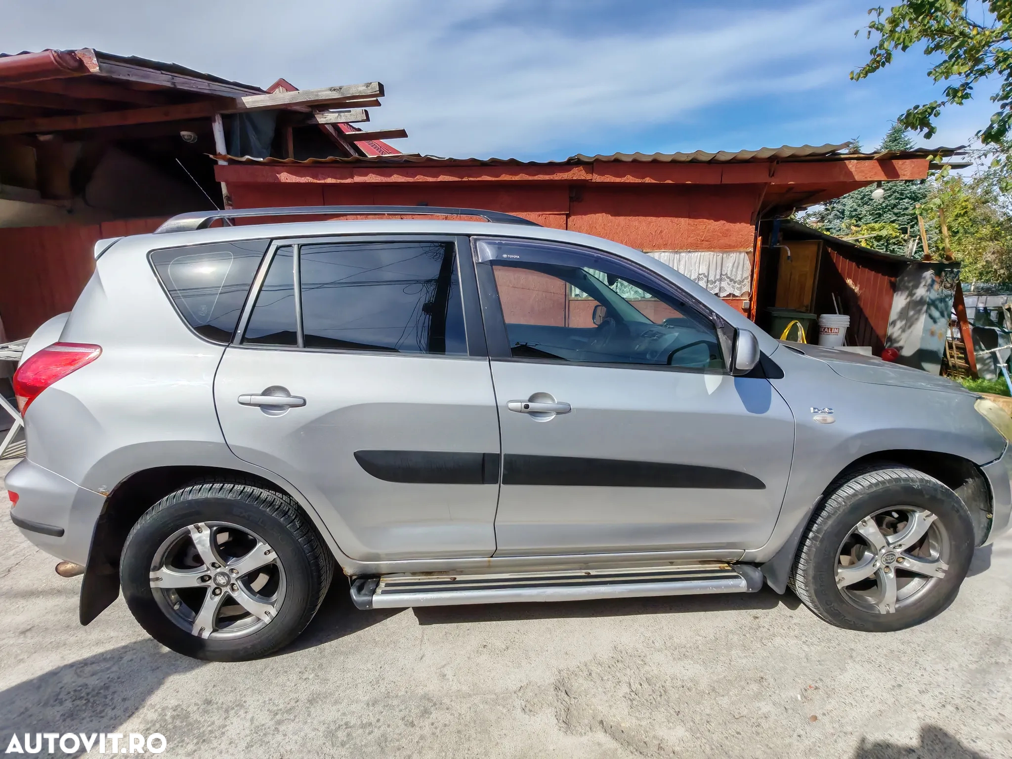 Toyota RAV4 2.2 D-4D Confort - 3