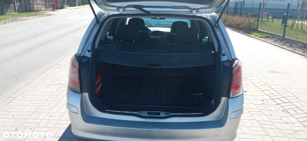 Opel Astra 1.9 CDTI DPF Innovation - 13