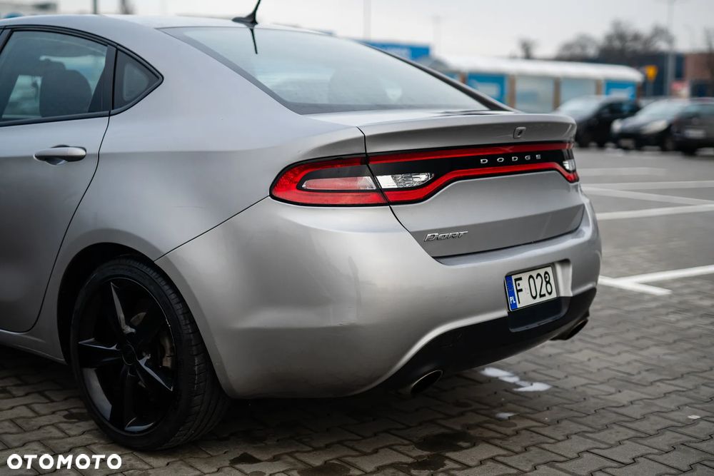 Dodge Dart - 6