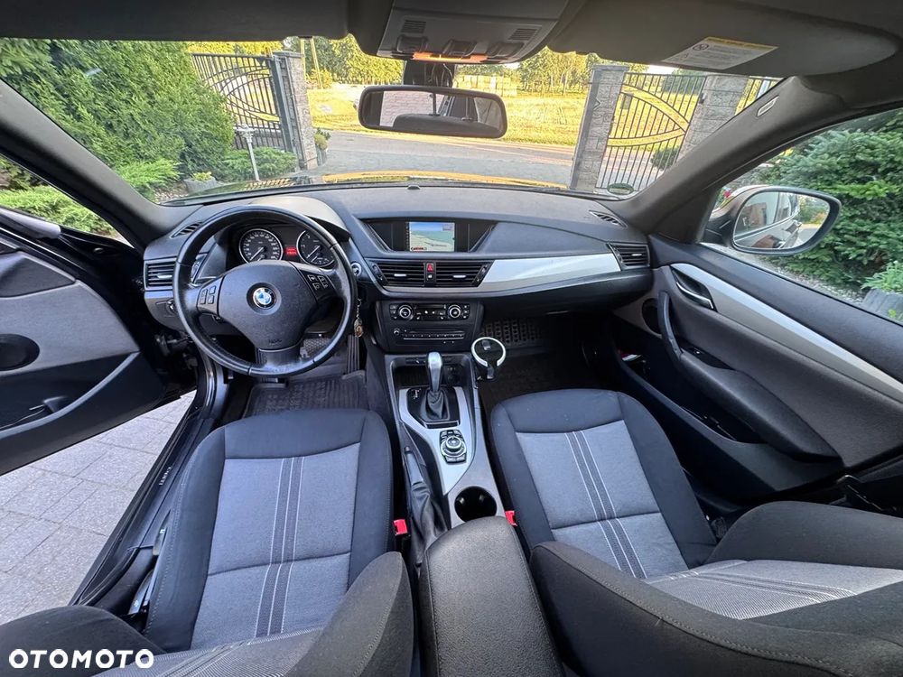 BMW X1 sDrive18d - 13