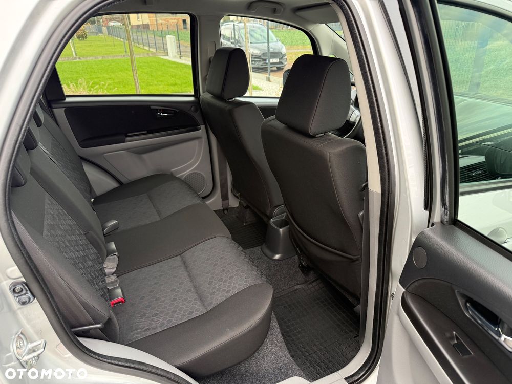 Suzuki SX4 - 22
