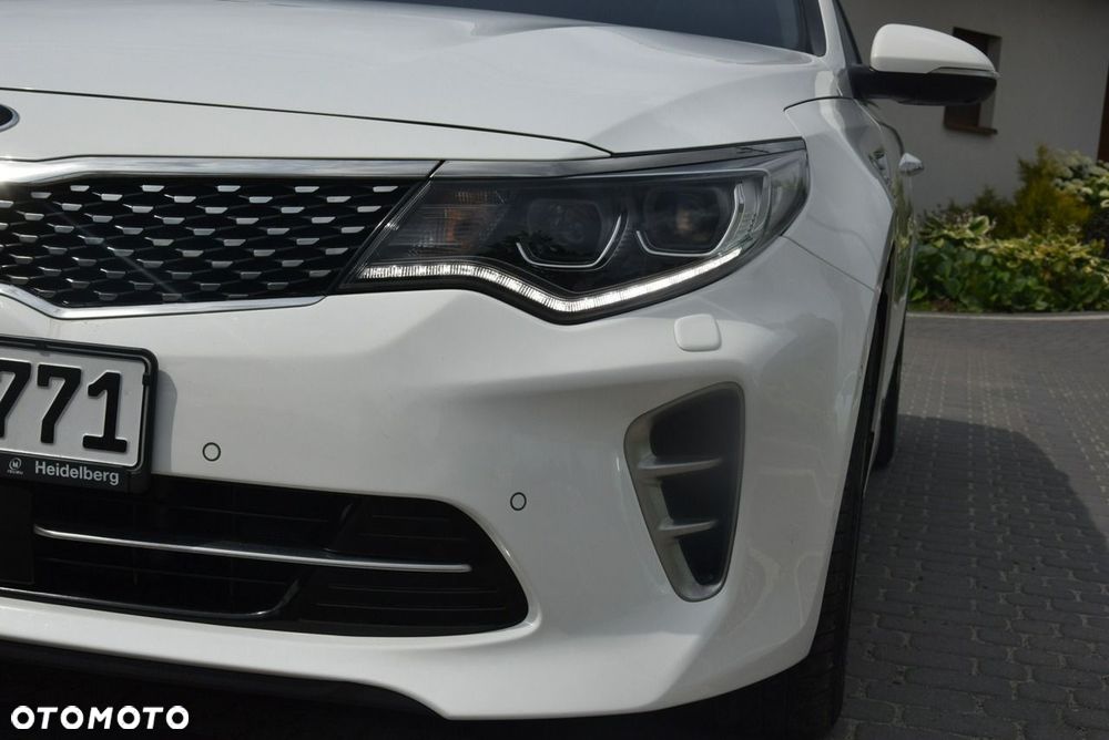 Kia Optima - 6
