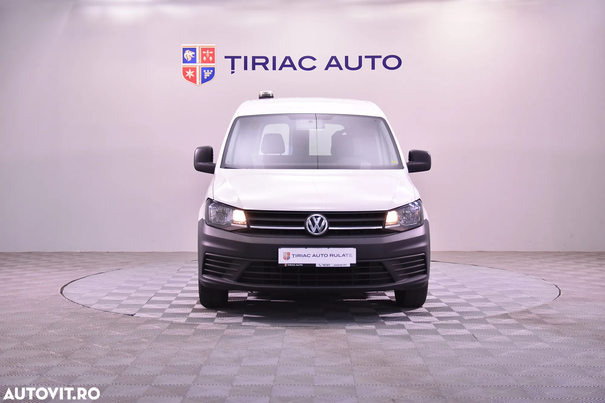 Volkswagen Caddy - 8