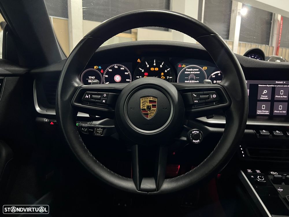Porsche 911 Série F - 20