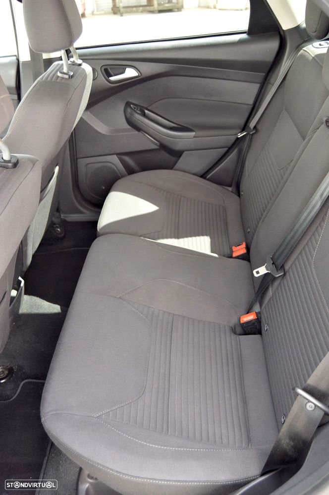 Ford Focus SW 1.5 TDCi Titanium - 16