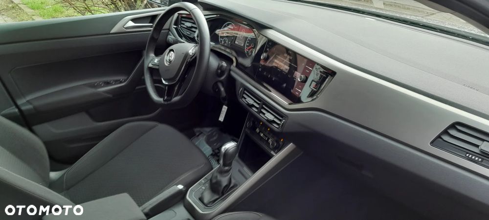 Volkswagen Polo 1.0 TSI Highline DSG - 11