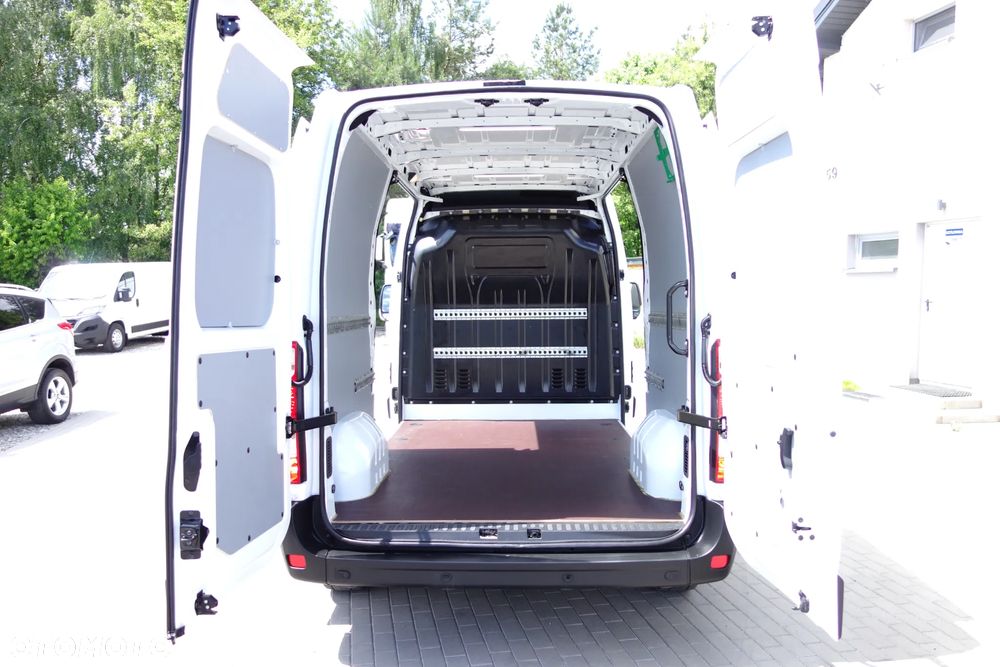 Renault Master 2.3 DCI 150 KM L2H2 Klima Kamera - 8