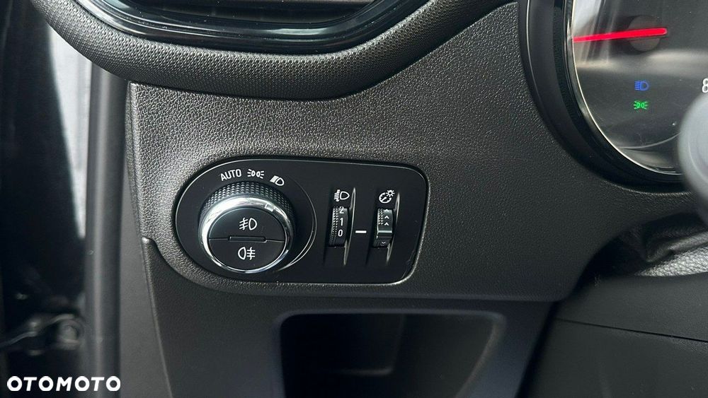 Opel Crossland X - 25