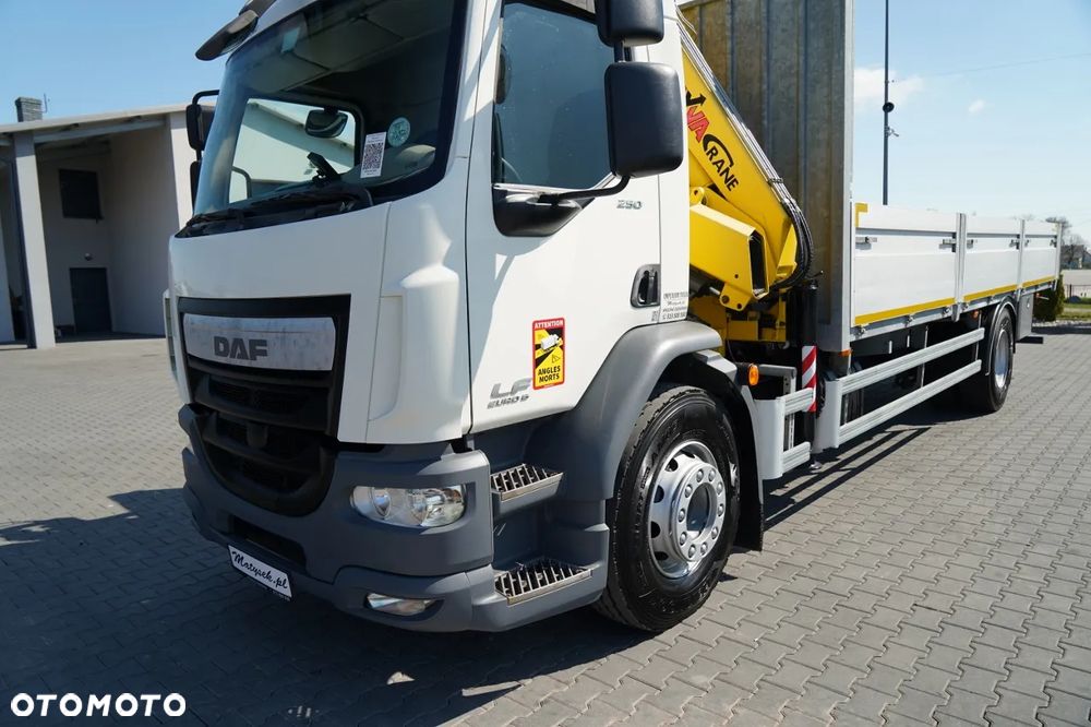 DAF LF 250 / 4X2 / SKRZYNIOWY - 7.30 + HDS HYVA HB 150XE3 / STEROWANIE RADIOWE / ROTATOR / MAX UDŹWIG: 5200 KG / EURO 6 - 15
