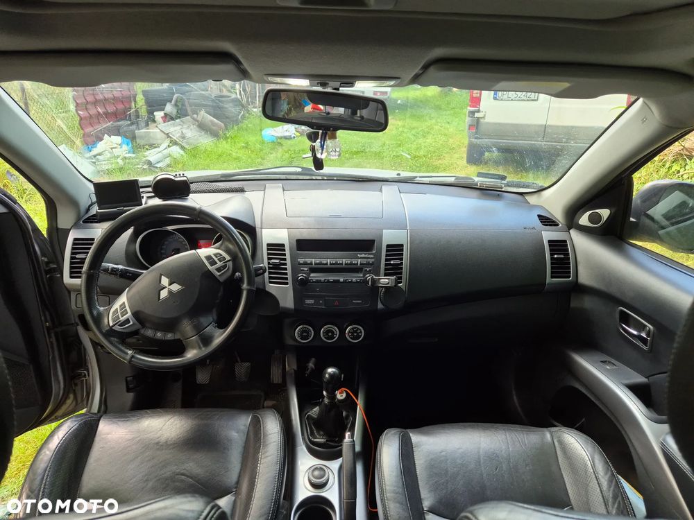 Mitsubishi Outlander 2.0 DID Instyle - 10