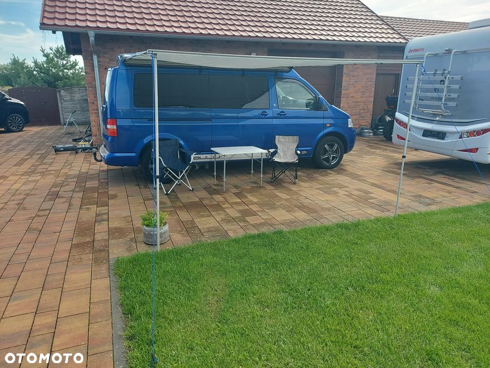 Volkswagen T5 Campervan - 2