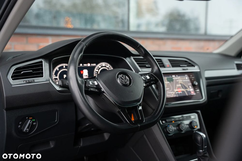 Volkswagen Tiguan 2.0 TDI SCR 4Motion (BlueMotion Techn.) DSG Highline - 22
