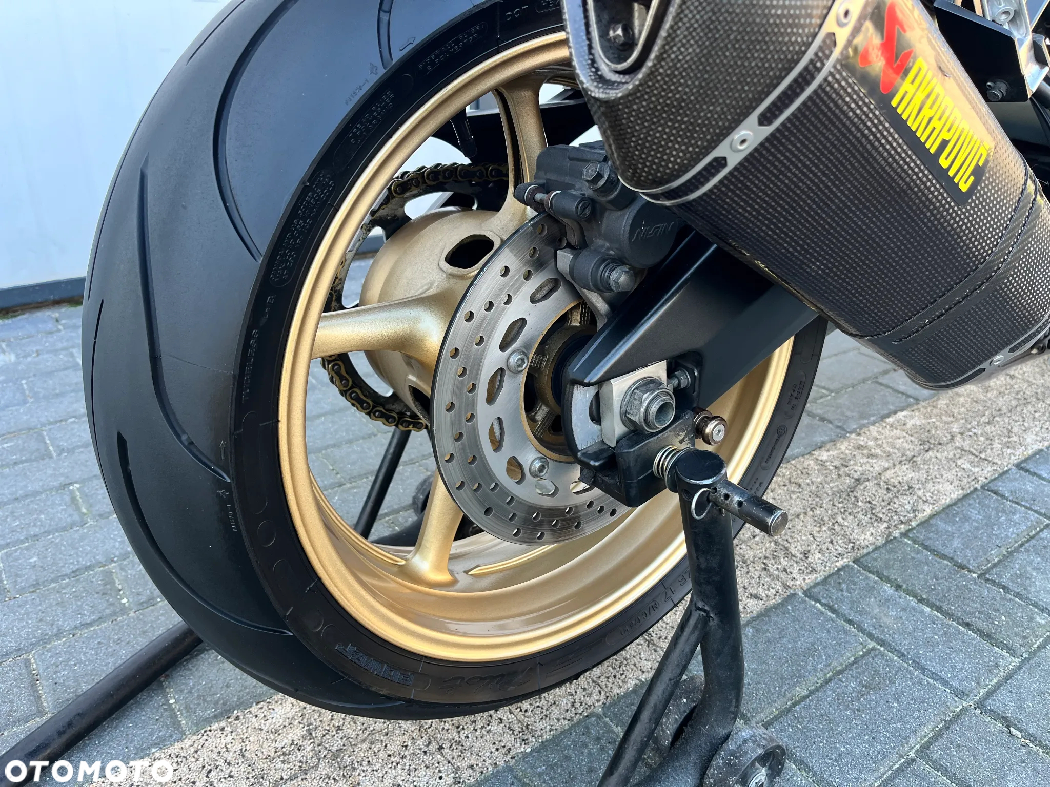 Yamaha FZ8 - 17