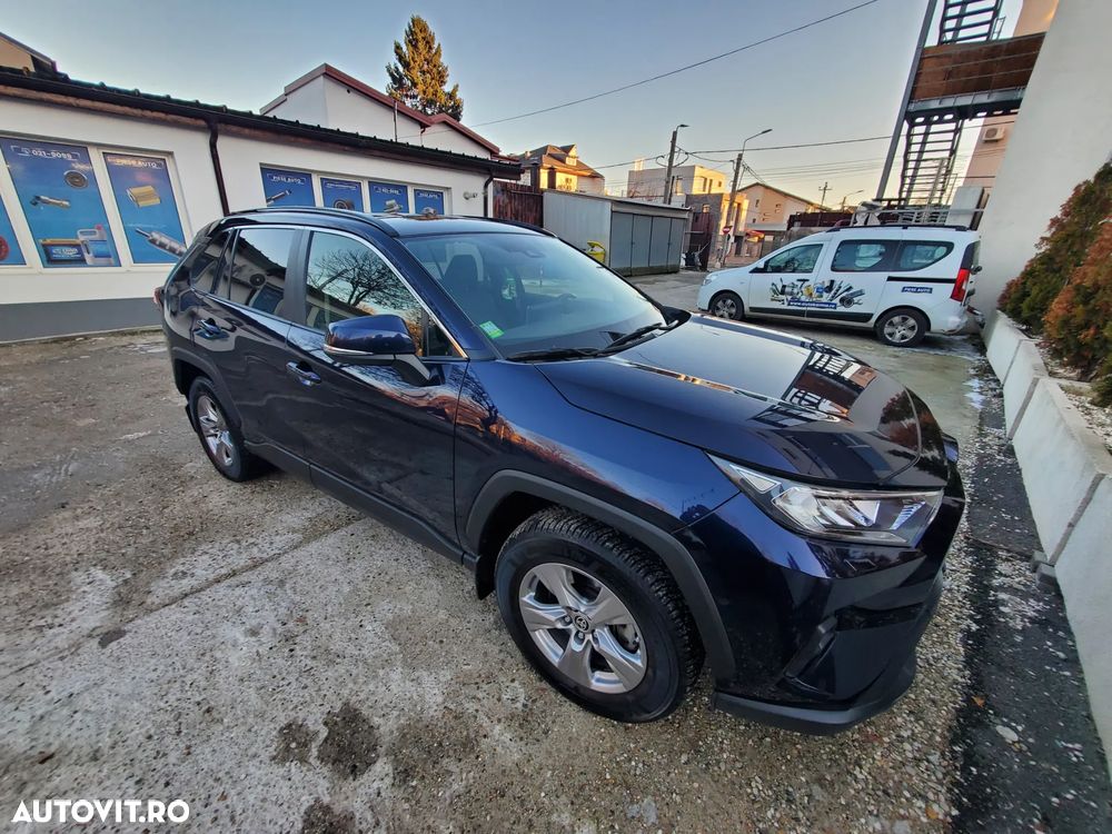Toyota Rav4 2023 photo 3