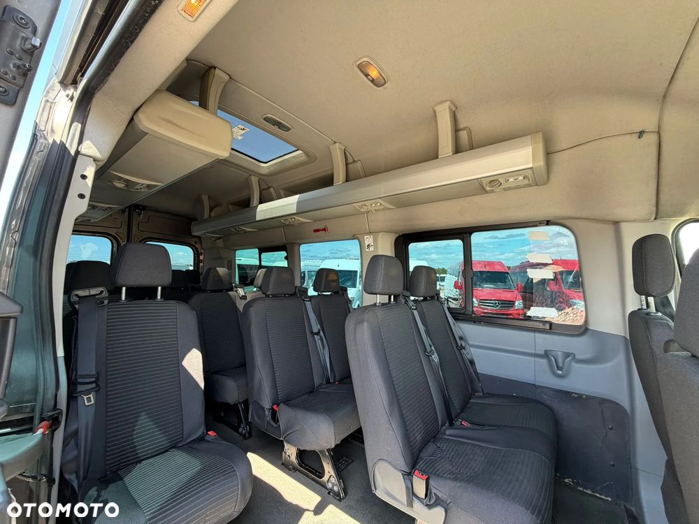 Ford Transit - 11