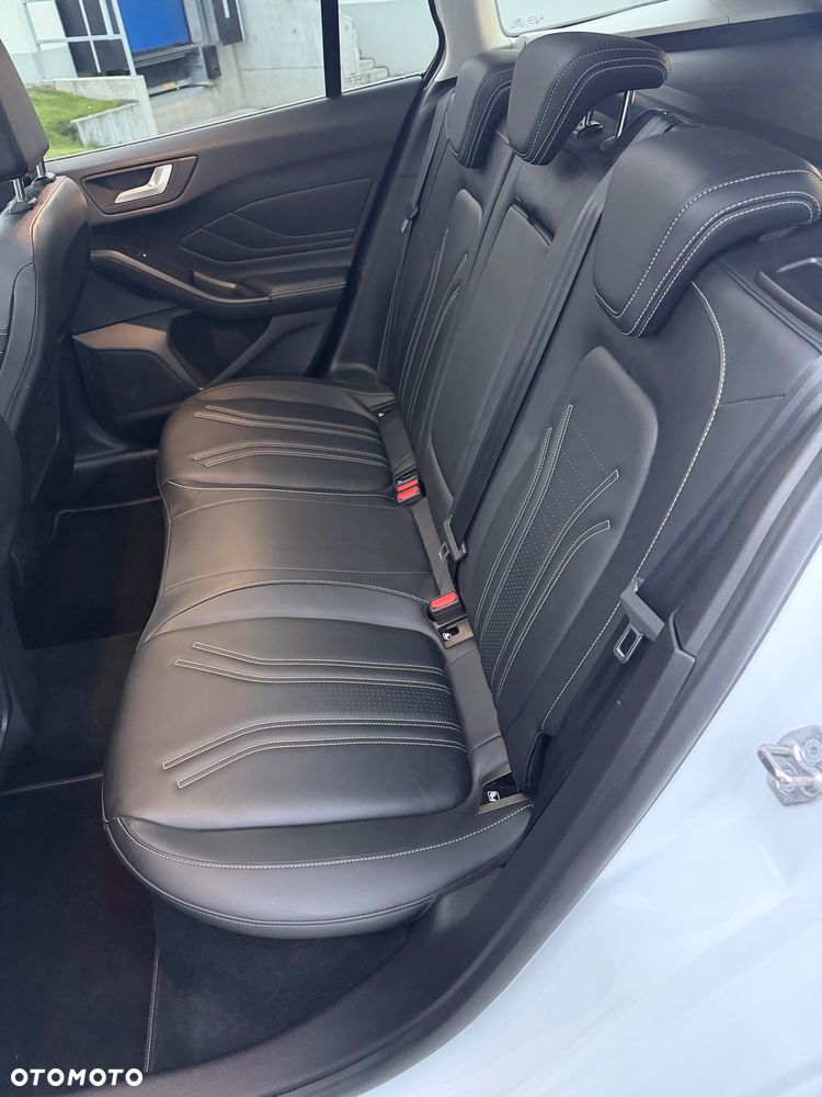 Ford Focus 2.0 EcoBlue Vignale - 26