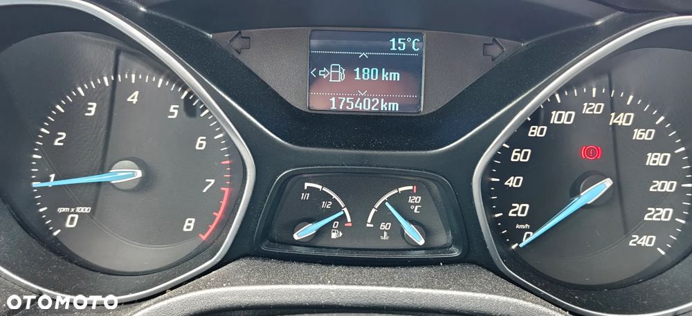Ford Focus - 30