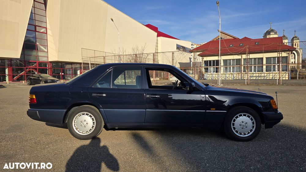 Mercedes-Benz W124 - 3