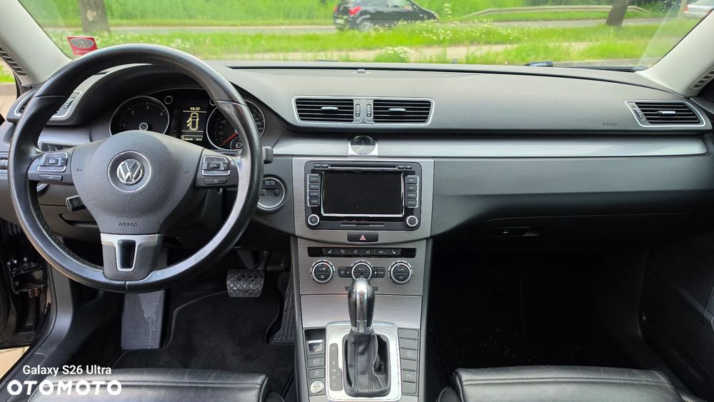 Volkswagen Passat 2.0 TDI 4Mot Highline DSG - 8