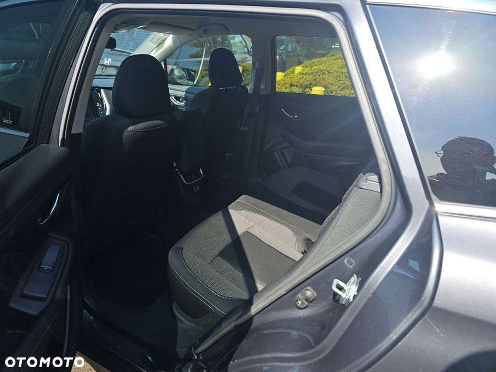 Subaru Outback - 16